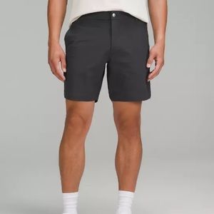 Lululemon Commission Short Classic 7" (Obsidian) - Size 32